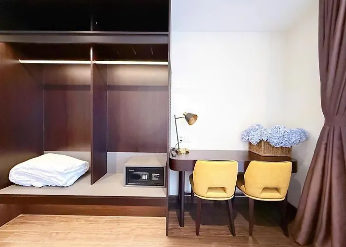 Luxury Bay *